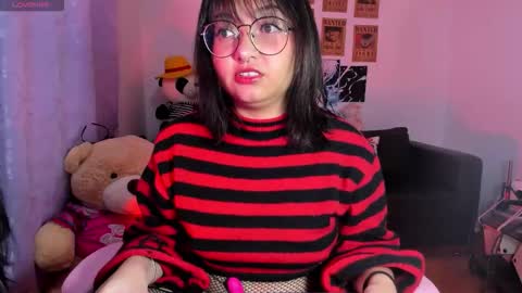 Snapshot of iam_zoechan chatting on 09/14/25, 02:44 Zoe 3 online show from 09/14/25, 02:44