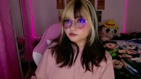 Zoe 3 online show from 04/22/26, 12:02