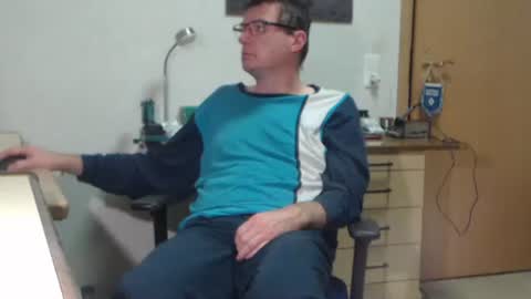 Snapshot of iamachim chatting on 12/21/25, 07:21 iamachim online show from 12/21/25, 07:21