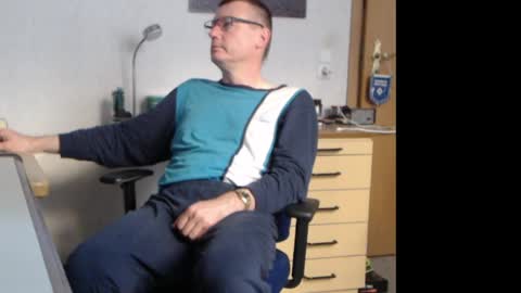 Snapshot of iamachim chatting on 05/02/26, 05:01 iamachim online show from 05/02/26, 05:01
