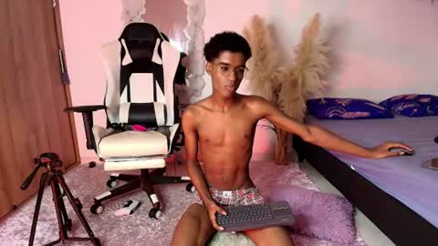 Snapshot of iamandrey_ chatting on 07/17/26, 10:25 iamandrey_ online show from 07/17/26, 10:25