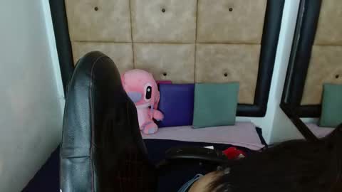 Snapshot of iamcarollvbna chatting on 11/14/25, 04:33 Caroll online show from 11/14/25, 04:33