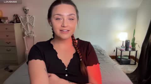 Crystal online show from 01/12/25, 05:44