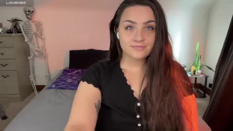 Crystal online show from 02/03/25, 04:20