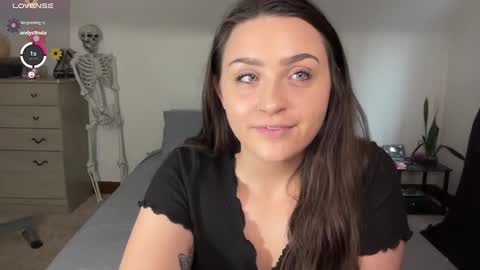 Crystal online show from 02/13/25, 04:28