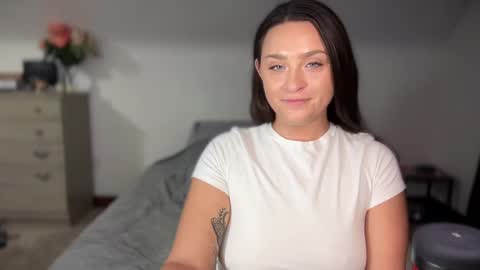 Crystal online show from 09/17/25, 03:08