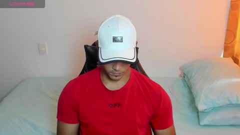 Dylan  independent model  online show from 01/19/26, 02:54