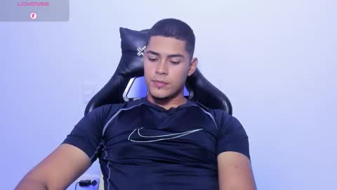 Dylan  independent model  online show from 02/05/26, 02:05