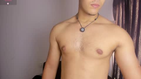 Dylan  independent model  online show from 04/15/26, 07:58