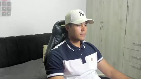 Dylan  independent model  online show from 07/26/26, 05:15