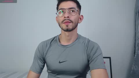  INDEPENDENT MODEL online show from 02/26/25, 06:47