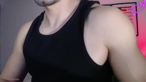  INDEPENDENT MODEL online show from 10/28/25, 01:20