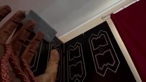 iamhereandnow online show from 01/19/26, 01:37