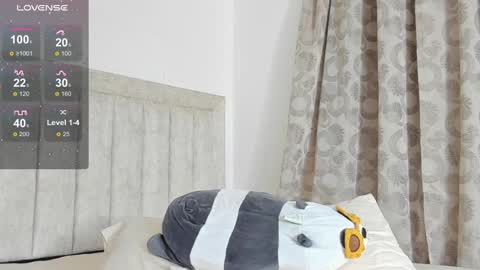 Juliiiiian online show from 01/16/25, 01:58