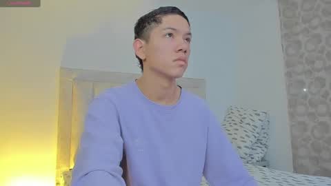 Juliiiiian online show from 03/06/25, 10:41