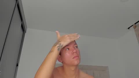 Juliiiiian online show from 03/14/26, 10:10