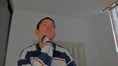 Juliiiiian online show from 03/17/26, 12:19