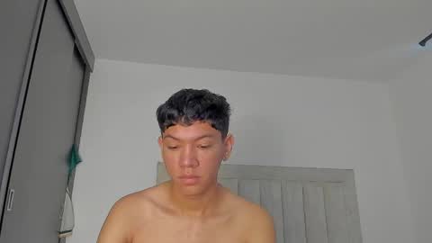 Juliiiiian online show from 04/01/26, 11:33