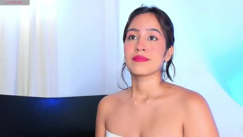 Lara online show from 10/01/25, 12:22