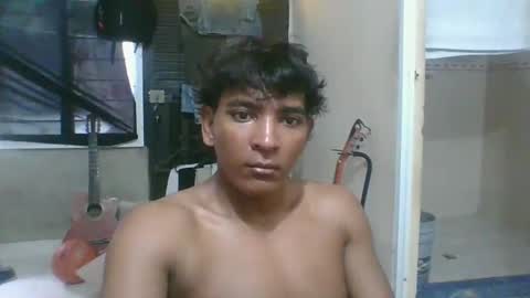 Snapshot of iammaximo chatting on 09/25/25, 05:05 iammaximo online show from 09/25/25, 05:05