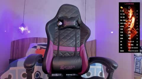 Snapshot of iamnayuta chatting on 11/06/25, 07:48 Nayuta online show from 11/06/25, 07:48