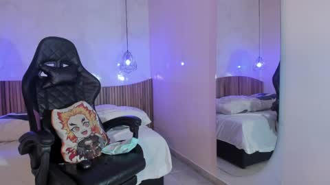 Nayuta online show from 03/25/26, 09:32