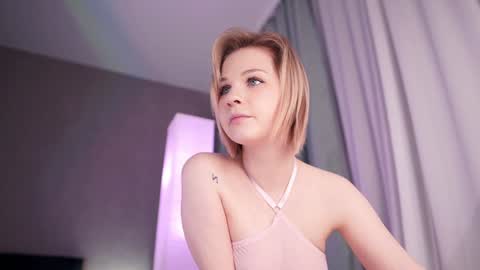 Nina  online show from 01/21/25, 05:30