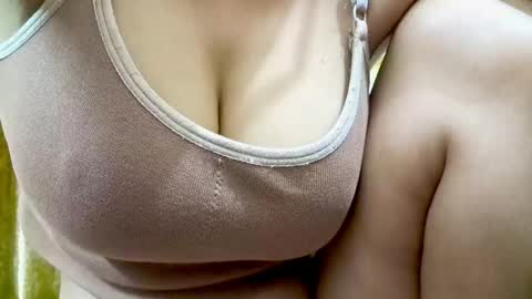 Iamnidhicam online show from 04/13/26, 11:48