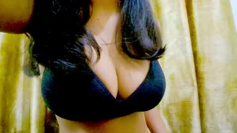 Iamnidhicam online show from 05/15/26, 06:59