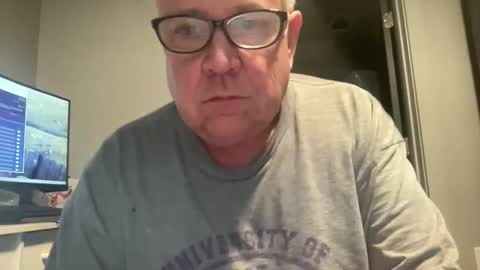 Snapshot of iamsuperhard9 chatting on 03/19/26, 12:03 iamsuperhard9 online show from 03/19/26, 12:03