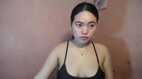 Snapshot of iamurnanny chatting on 12/05/24, 01:49 nany online show from 12/05/24, 01:49