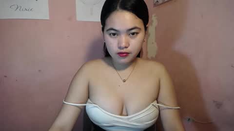 Snapshot of iamurnanny chatting on 01/06/25, 05:41 nany online show from 01/06/25, 05:41