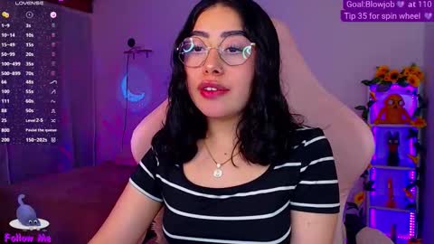 Snapshot of iamveroo chatting on 11/28/25, 04:48 Veronica NDEPENT MODEL online show from 11/28/25, 04:48