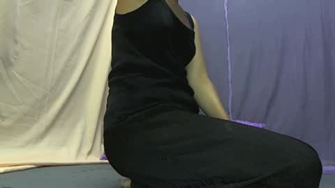 Snapshot of iamyourzzz_ chatting on 02/25/25, 02:25 Kiara online show from 02/25/25, 02:25