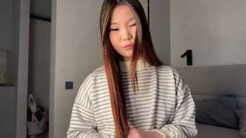 iamyuki_ online show from 06/24/26, 01:04