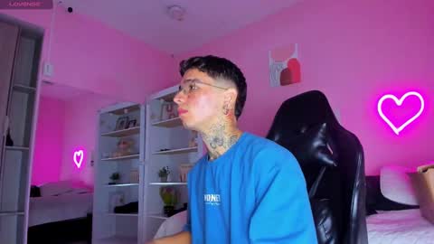 IAN CASTILLO online show from 09/22/25, 11:12