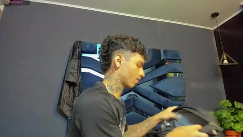 IAN CASTILLO online show from 01/14/26, 11:16