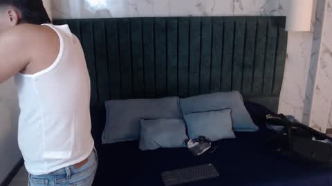 Ian Davis online show from 01/18/25, 11:55