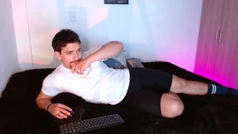 Ian Davis online show from 12/01/25, 08:58