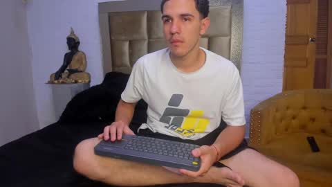 Ian online show from 03/05/25, 07:27