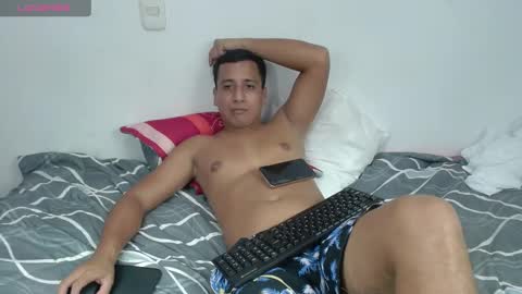 ian_taylor_xxx online show from 01/22/25, 11:23