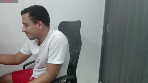 ian_taylor_xxx online show from 01/26/25, 01:36