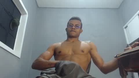 Snapshot of ian_tuner chatting on 12/19/24, 06:12 ian_tuner online show from 12/19/24, 06:12