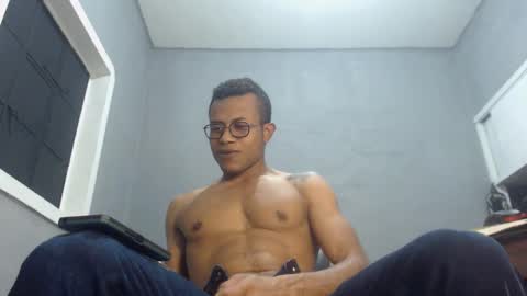 Snapshot of ian_tuner chatting on 12/24/24, 10:28 ian_tuner online show from 12/24/24, 10:28