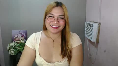 Snapshot of iana_whorexxx chatting on 12/07/24, 06:54 iana online show from 12/07/24, 06:54