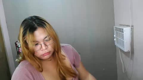Snapshot of iana_whorexxx chatting on 02/02/25, 03:49 iana online show from 02/02/25, 03:49