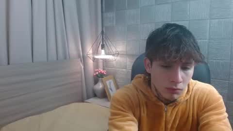 ian online show from 09/11/25, 04:23