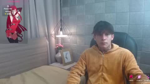 ian online show from 09/12/25, 04:23