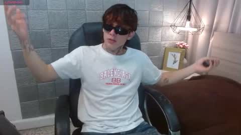 ian online show from 09/24/25, 03:04