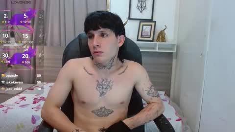 ian online show from 10/19/25, 07:20